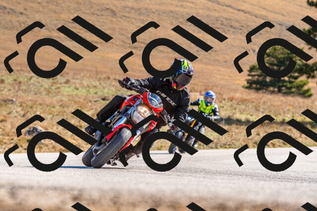 20251012110125-R01_8275_r1