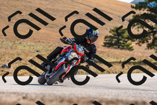 20251012110125-R01_8276_r1