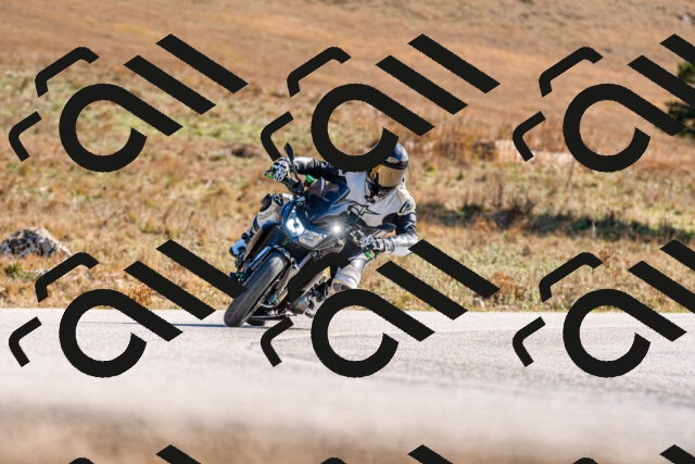 20251012110451-R01_8307_r1