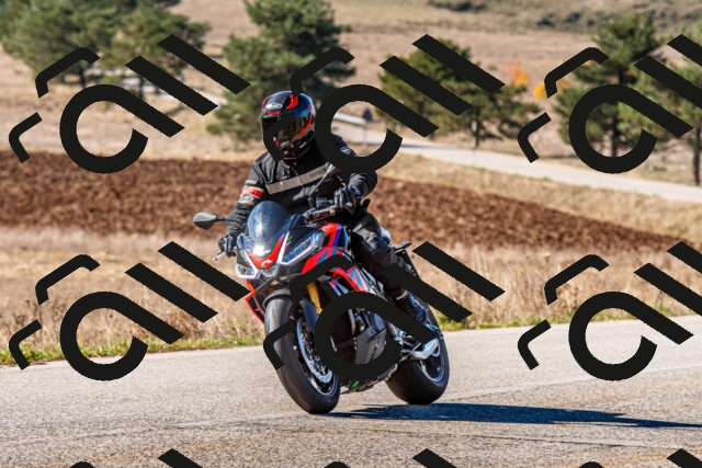 20251012110856-R01_8334_r1