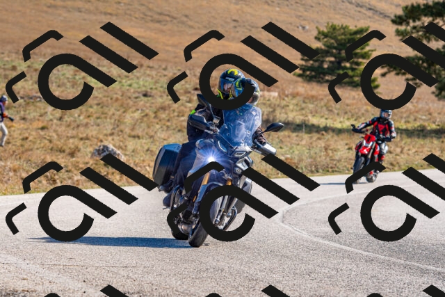 20251012111842-R01_8490_r1