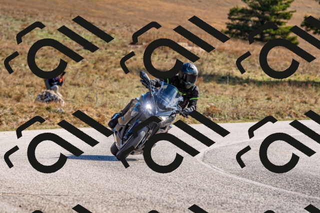 20251012111920-R01_8521_r1