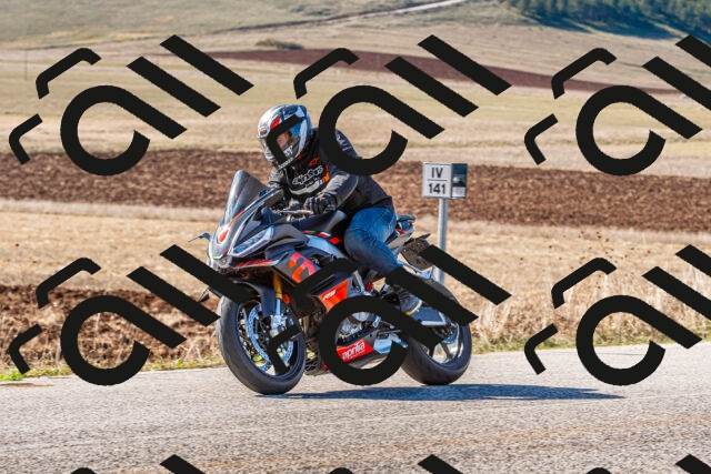 20251012111953-R01_8560_r1