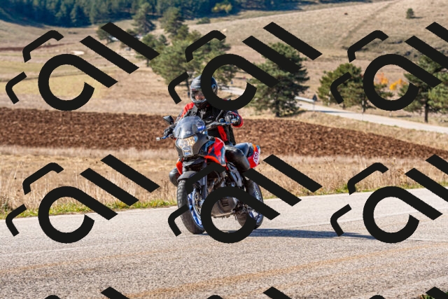 20251012112417-R01_8598_r1