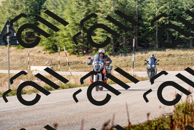 20251012112435-R01_8605_r1