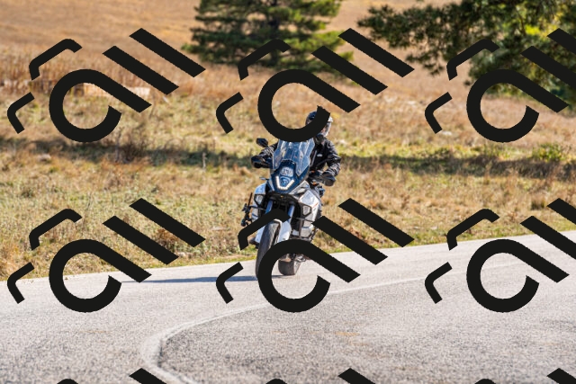 20251012113433-R01_8646_r1