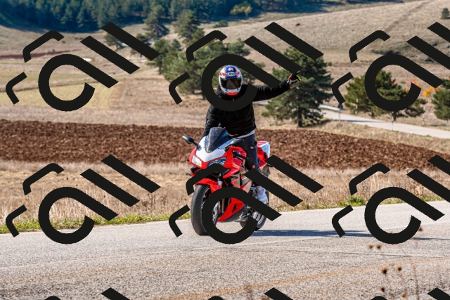 20251012113803-R01_8663_r1