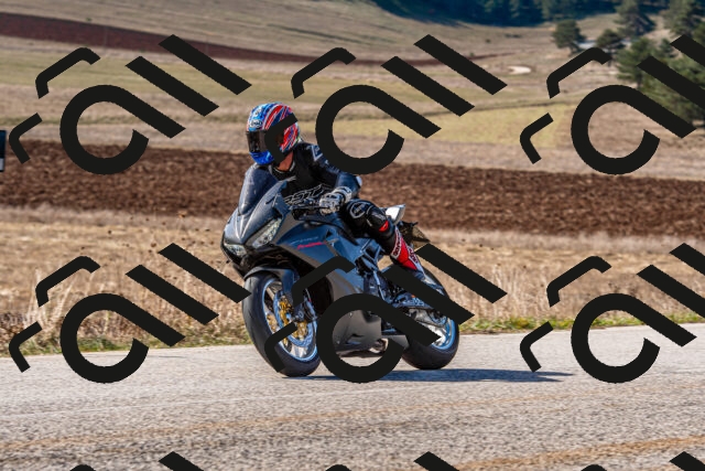 20251012113920-R01_8678_r1