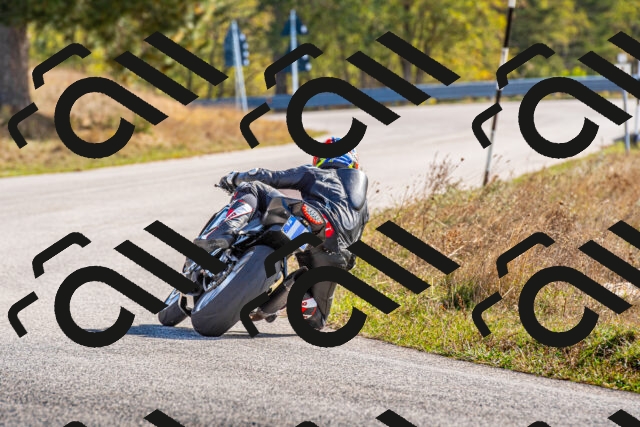 20251012113921-R01_8679_r1