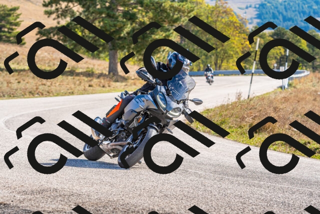 20251012114053-R01_8696_r1