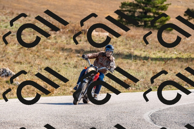 20251012114056-R01_8698_r1