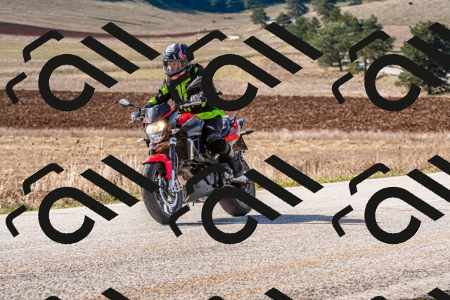 20251012114222-R01_8723_r1