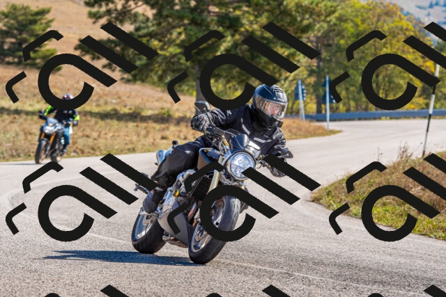 20251012114258-R01_8739_r1