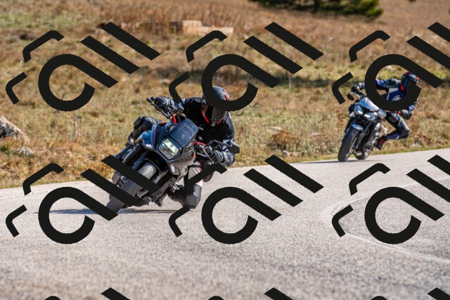 20251012114642-R01_8763_r1