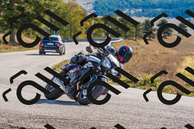 20251012114644-R01_8770_r1