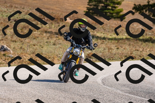 20251012114745-R01_8786_r1