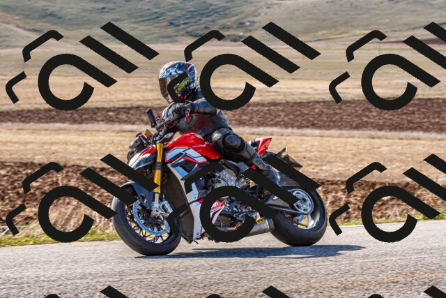 20251012114747-R01_8790_r1