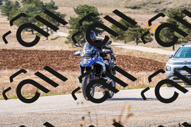 20251012115009-R01_8803_r1