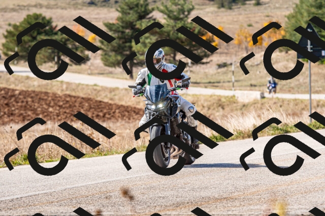 20251012115433-R01_8938_r1