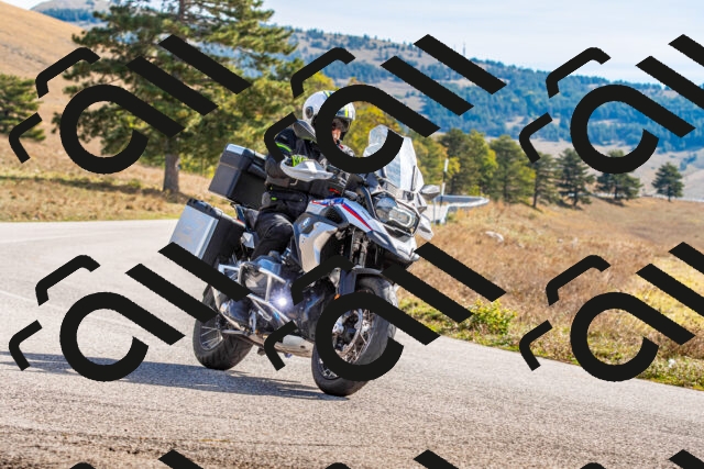 20251012115445-R01_8952_r1