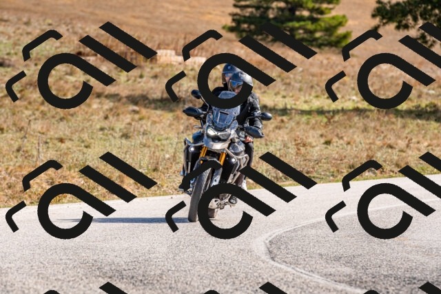 20251012115532-R01_8971_r1