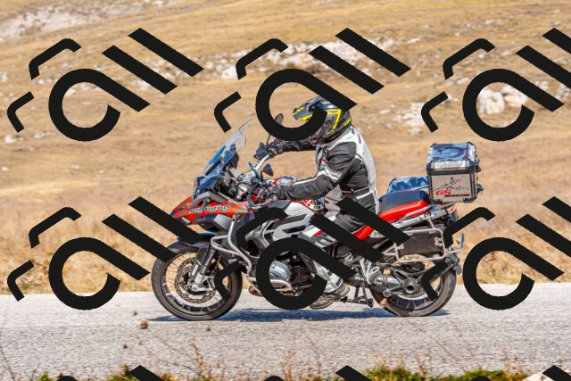 20251012120447-R01_9016_r1