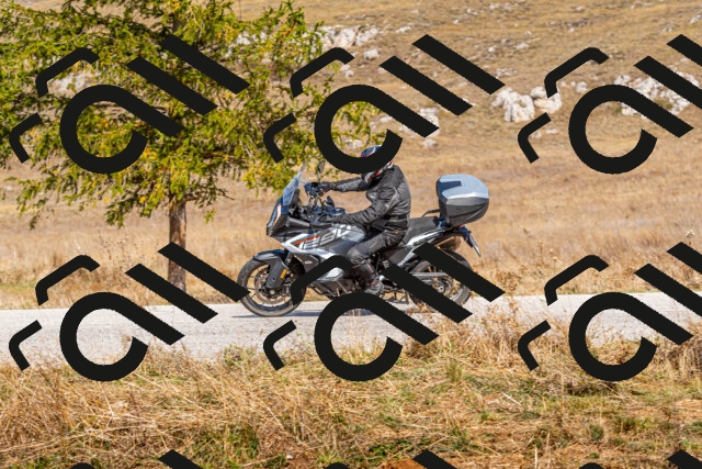 20251012120805-R01_9072_r1