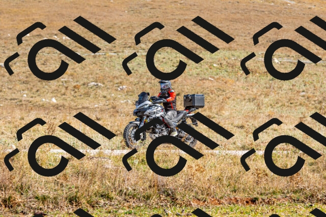 20251012120824-R01_9077_r1