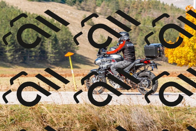 20251012120827-R01_9081_r1