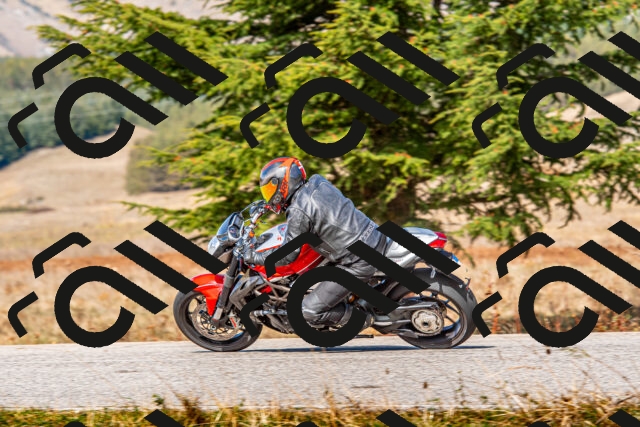 20251012120900-R01_9093_r1