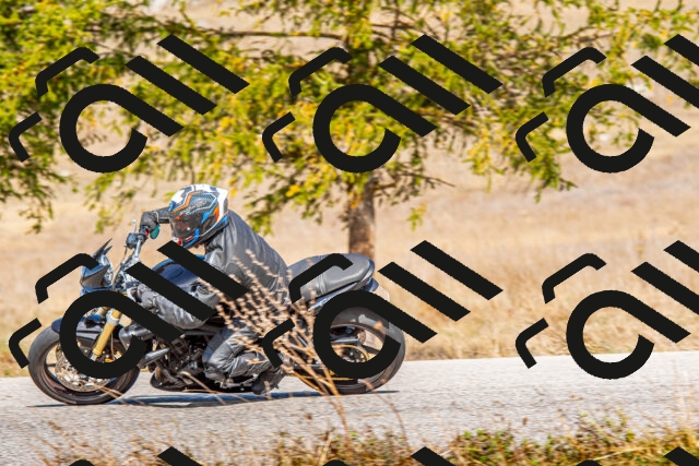 20251012121109-R01_9126_r1