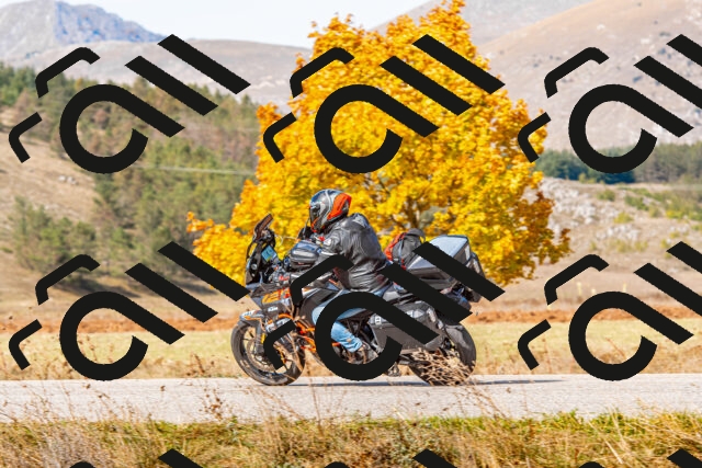 20251012121216-R01_9185_r1