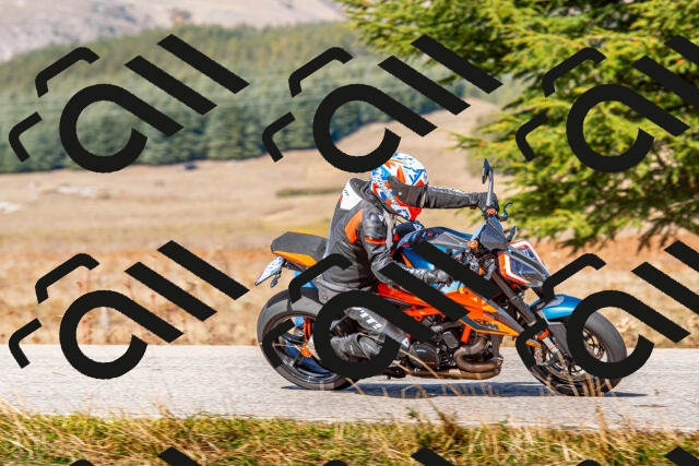 20251012121347-R01_9224_r1