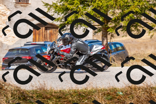 20251012121832-R01_9298_r1