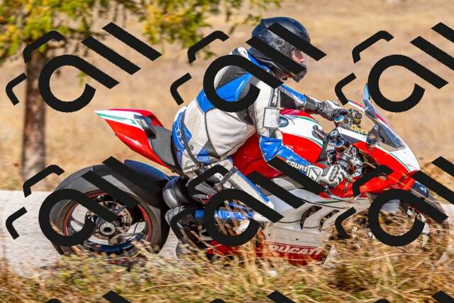 20251012121952-R01_9326_r1