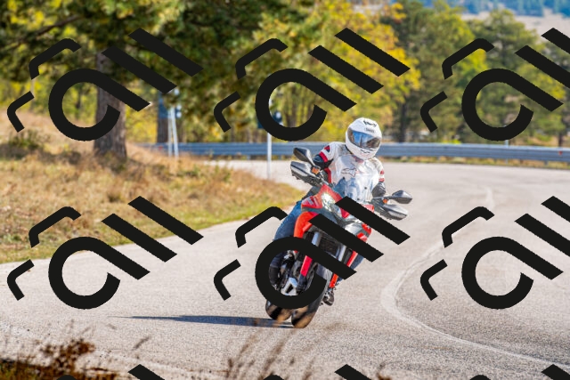 20251012122621-R01_9400_r1