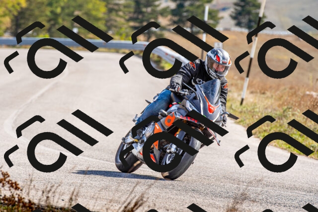 20251012123013-R01_9432_r1