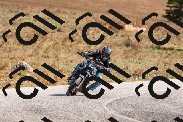 20251012124411-R01_9445_r1