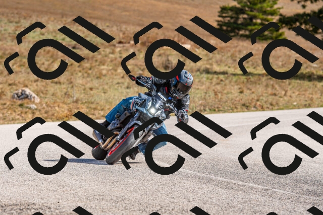 20251012124411-R01_9447_r1