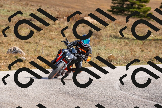 20251012124644-R01_9459_r1