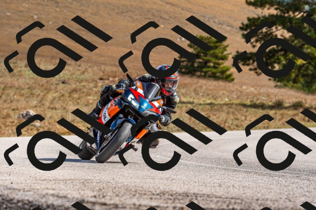 20251012124742-R01_9483_r1