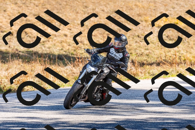 20251012110106_-R029852_r2