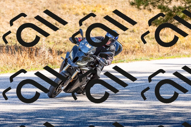 20251012110135_-R029854_r2