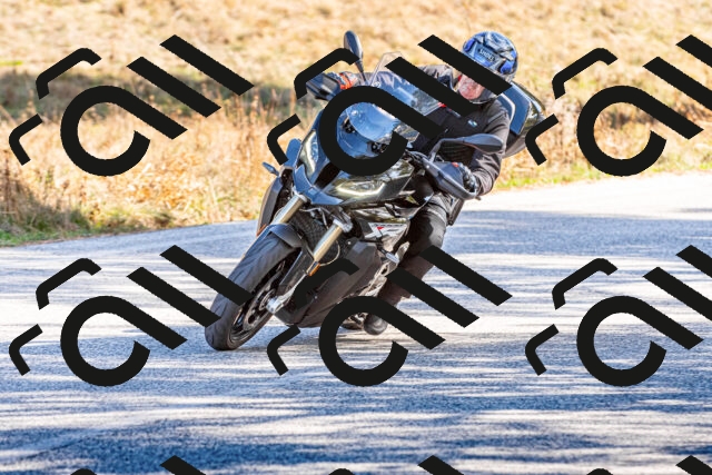 20251012110135_-R029855_r2