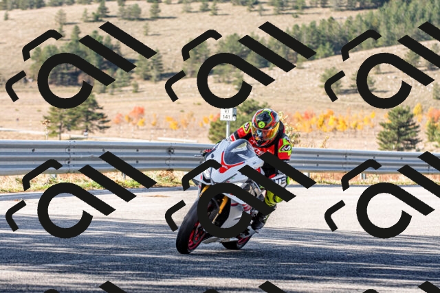 20251012110420_-R029883_r2