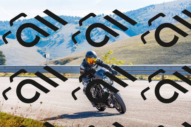 20251012110926_-R029943_r2