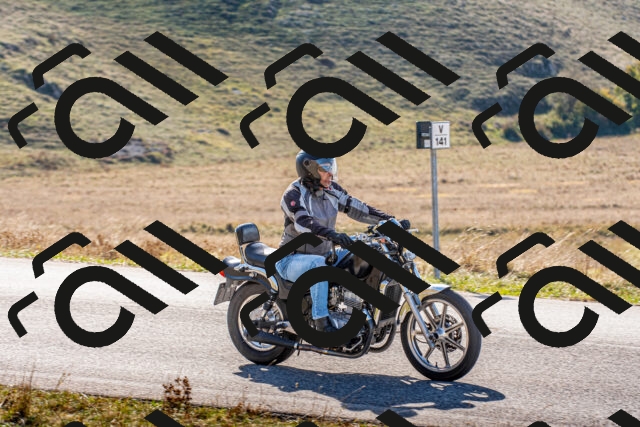 20251012111125_-R029963_r2