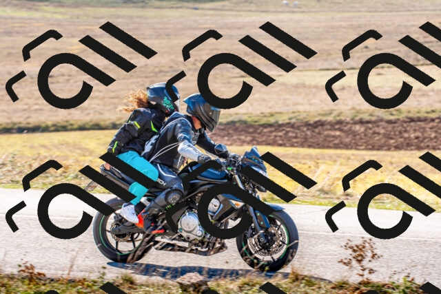 20251012111215_-R029975_r2