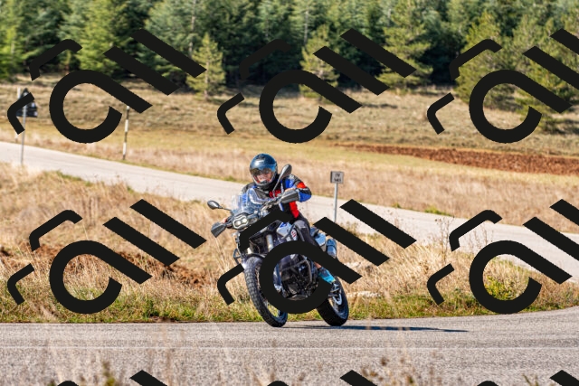 20251012112002_-R020138_r2