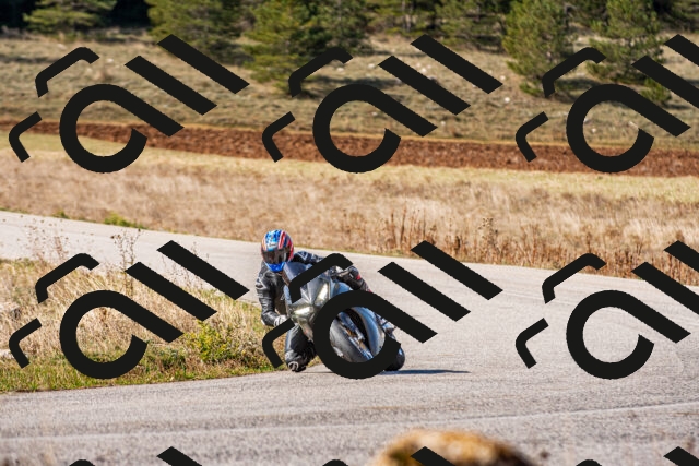 20251012113412_-R020220_r2